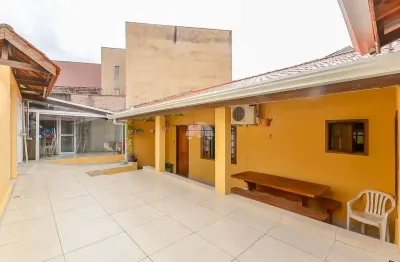 Casa com 2 quartos à venda na rua rené descartes, 1024, barreirinha, curitiba, 140 m2 por r$ 600.000