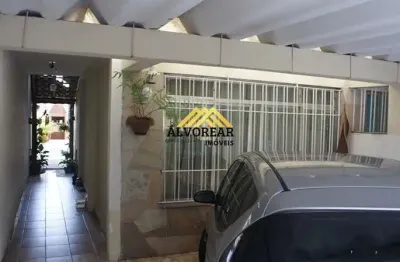 Sobrado à venda conforto, funcionalidade e excelente localização!