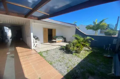 Casa com 4 quartos à venda na avenida paranaguá, 9062, balneário guaciara, matinhos, 141 m2 por r$ 550.000