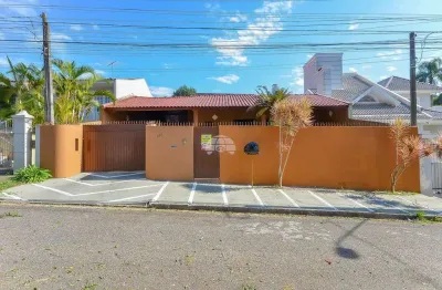 Casa com 3 quartos à venda na rua da imbuia, 127, barreirinha, curitiba, 192 m2 por r$ 974.999