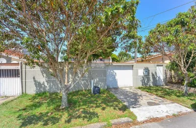 Casa com 3 quartos à venda na rua doutor waldemiro pereira, 997, capão raso, curitiba, 250 m2 por r$ 849.999