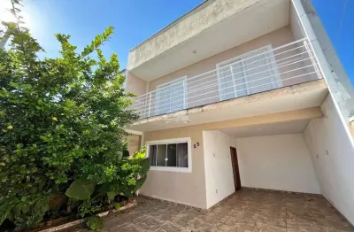Casa com 4 quartos à venda na rua capitão barcímio sicupira, 55, cidade industrial, curitiba, 130 m2 por r$ 679.999