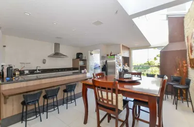 Casa com 3 quartos à venda na rua arminda alves assumpção, 82, tingui, curitiba, 230 m2 por r$ 794.999