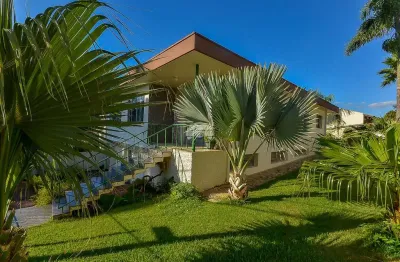 Casa com 4 quartos à venda na rua flávio de azevedo macedo, 272, são lourenço, curitiba, 255 m2 por r$ 1.175.000