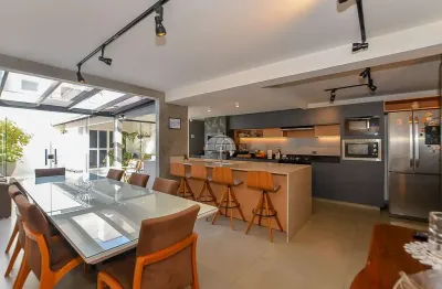 Casa com 3 quartos à venda na rua jorge bonn, 561, tingui, curitiba, 217 m2 por r$ 1.100.000