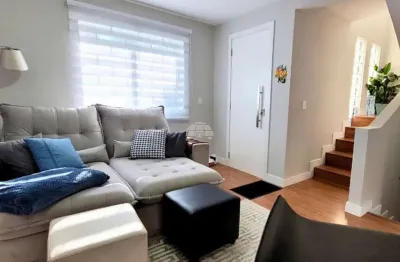 Casa com 3 quartos à venda na Rua Sapopema, 136, Santa Cândida, Curitiba, 141 m2 por R$ 669.000