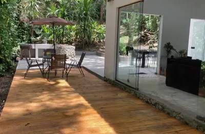 Chácara á venda  com 2 dormitórios com casa reformada em itapevi