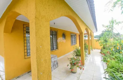 Casa com 3 quartos à venda na avenida gralha-azul, 341, vila gilcy, campo largo, 140 m2 por r$ 450.000