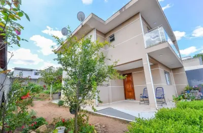 Casa com 4 quartos à venda na rua feres felipe daher, 238, jardim del rey, colombo, 129 m2 por r$ 570.000