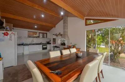 Casa com 3 quartos à venda na rua ângela tereza ceccon corleto, 460, são gabriel, colombo, 102 m2 por r$ 420.000