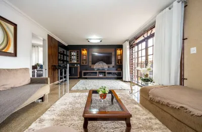 Casa com 4 quartos à venda na rua pedro klassa, 131, santo inácio, curitiba, 215 m2 por r$ 1.850.000