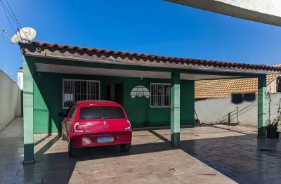 Casa com 4 quartos à venda na rua pasteur, 457, guarani, colombo, 480 m2 por r$ 650.000