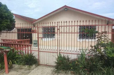 Casa com 3 quartos à venda na travessa costa lobo, 44, rio verde, colombo, 100 m2 por r$ 420.000