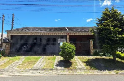 Casa com 3 quartos à venda na travessa josé ferreira, 49, jardim césar augusto, colombo, 260 m2 por r$ 399.000
