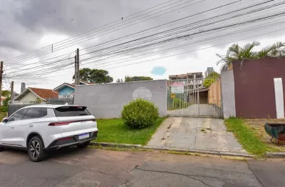 Terreno à venda na Rua Valentin Harkot, 208, Campina do Siqueira, Curitiba por R$ 820.000