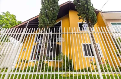 Casa com 3 quartos à venda na rua josé altair possebom, 310, boneca do iguaçu, são josé dos pinhais, 144 m2 por r$ 780.000