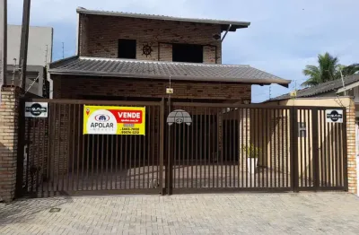 Casa com 4 quartos à venda na rua josé bonifácio, 487, centro, guaratuba, 247 m2 por r$ 1.150.000