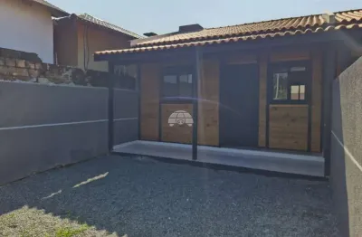 Casa com 2 quartos à venda na avenida curitiba, 118001, piçarras, guaratuba, 70 m2 por r$ 230.000