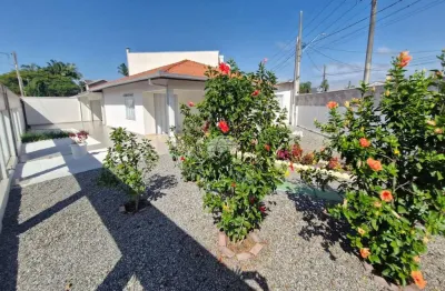 Casa com 3 quartos à venda na rua dom pedro ii, 372, centro, guaratuba, 166 m2 por r$ 848.000
