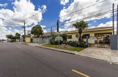 Casa com 4 quartos à venda na Rua Afonso Theolindo Hennequim, 72, Guabirotuba, Curitiba, 200 m2 por R$ 890.000