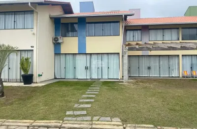 Casa em condomínio fechado com 3 quartos para alugar na rua ceará, 1316, volta ao mundo, itapoá, 117 m2 por r$ 3.070