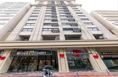 Sala comercial à venda na rua treze de maio, 439, centro, curitiba, 21 m2 por r$ 190.000