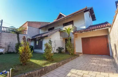 Casa com 4 quartos à venda na rua capitão zeppin, 137, uberaba, curitiba, 391 m2 por r$ 1.400.000