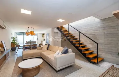 Casa com 3 quartos à venda na Rua Nestor Victor, 634, Água Verde, Curitiba, 174 m2 por R$ 1.750.000