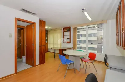 Sala comercial à venda na rua visconde do rio branco, 1630, centro, curitiba, 33 m2 por r$ 320.000