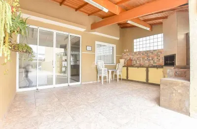 Casa em condomínio fechado com 3 quartos à venda na rua miguel jorge nasser, 855, tingui, curitiba, 135 m2 por r$ 590.000