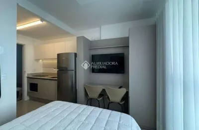 Apartamento com 1 quarto à venda na rua lourenço pinto, 117, centro, curitiba, 19 m2 por r$ 279.999