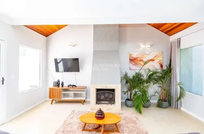 Casa em condomínio fechado com 4 quartos à venda na rua virgínia dalabona, 1202, orleans, curitiba, 156 m2 por r$ 1.600.000