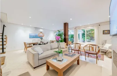 Casa em condomínio fechado com 3 quartos à venda na rua quatorze de julho, 460, boa vista, porto alegre por r$ 2.982.000