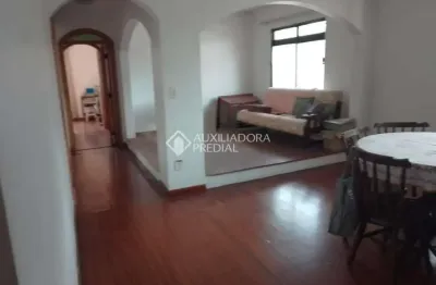Apartamento com 3 quartos à venda na praça menino deus, 45, menino deus, porto alegre, 90 m2 por r$ 530.000
