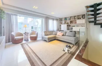 Casa em condomínio fechado com 3 quartos à venda na avenida coronel marcos, 500, pedra redonda, porto alegre por r$ 1.240.000