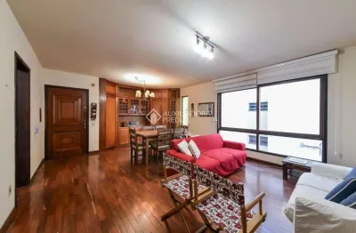 Apartamento com 3 quartos à venda na avenida ijuí, 342, petrópolis, porto alegre, 123 m2 por r$ 650.000
