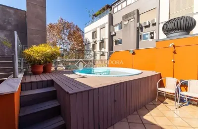 Cobertura com 2 quartos à venda na rua coronel paulino teixeira, 127, rio branco, porto alegre por r$ 949.000