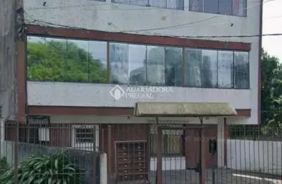 Casa com 4 quartos à venda na rua afonso arinos, 224, camaquã, porto alegre, 600 m2 por r$ 954.000