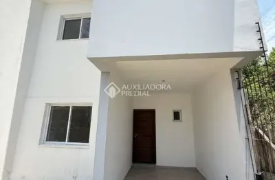 Casa em condomínio fechado com 3 quartos à venda na rua coronel timóteo, 90, camaquã, porto alegre, 230 m2 por r$ 990.000
