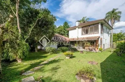 Casa com 3 quartos à venda na travessa pedra redonda, 550, jardim isabel, porto alegre, 230 m2 por r$ 1.400.000