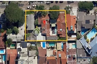 Terreno à venda na rua professor fernando carneiro, 122, três figueiras, porto alegre por r$ 1.800.000