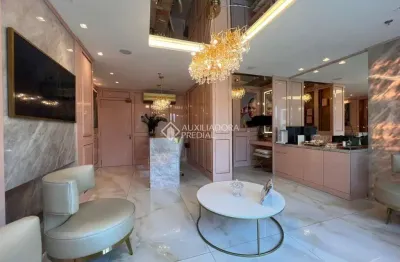 Sala comercial à venda na Rua Vinte e Quatro de Outubro, 1440, Auxiliadora, Porto Alegre, 75 m2 por R$ 2.680.000