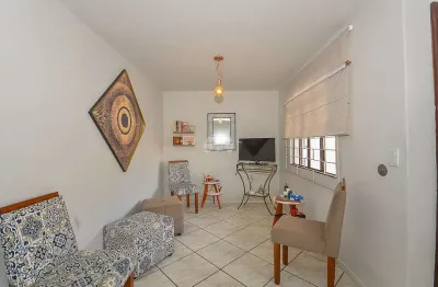 Casa com 3 quartos à venda na rua emílio bordenoski, 64, vista alegre, curitiba, 140 m2 por r$ 690.000