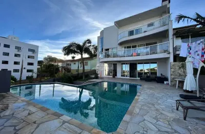 Casa com 3 quartos à venda na rua nereu ramos, 1052, brasília, pato branco, 354 m2 por r$ 2.500.000