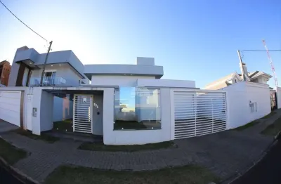 Casa com 3 quartos à venda na rua antonio cesa, 275, industrial, pato branco, 205 m2 por r$ 1.400.000