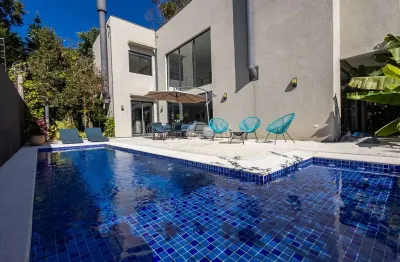 Casa com 3 quartos à venda na rua andré josé giraldello, 95, taboão, curitiba, 280 m2 por r$ 1.950.000