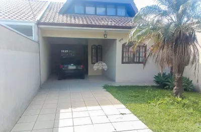 Casa com 3 quartos à venda na rua paulo roberto cordeiro, 425, pineville, pinhais, 130 m2 por r$ 700.000