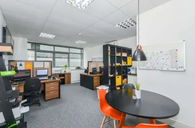 Sala comercial à venda na avenida sete de setembro, 2451, centro, curitiba, 35 m2 por r$ 379.000