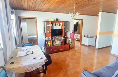 Casa com 3 quartos à venda na rua delfim moreira, 85, jardim amélia, pinhais, 462 m2 por r$ 400.000