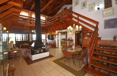 Chácara / sítio com 5 quartos à venda na rua das palmeiras, 212, colônia santa gabriela, almirante tamandaré, 533 m2 por r$ 3.300.000